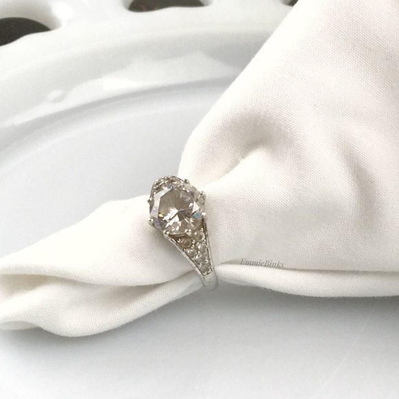 Vintage Jewelry - Vintage Bradford Exchange Sterling Silver CZ Ring